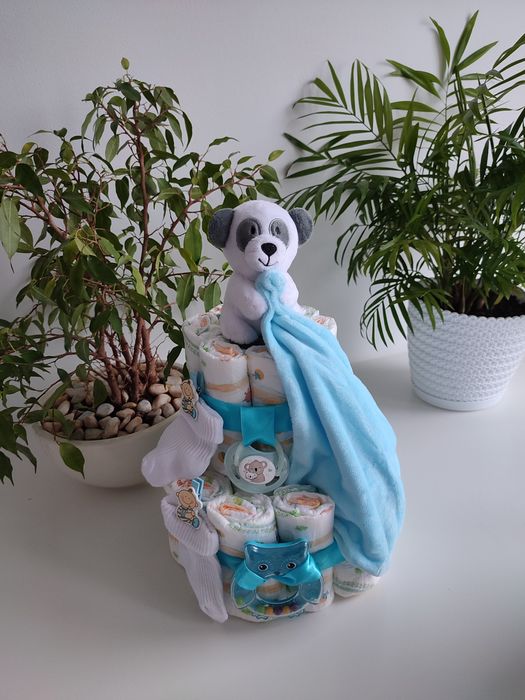 Tort z pampersów, prezent, narodziny, baby shower