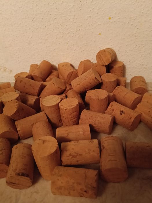50 New Cork Stoppers431774894098360325