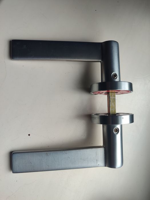 Межкомнатные ручки