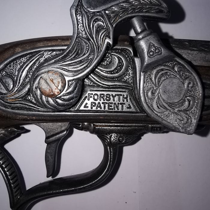 Replica de Pistola de pederneira