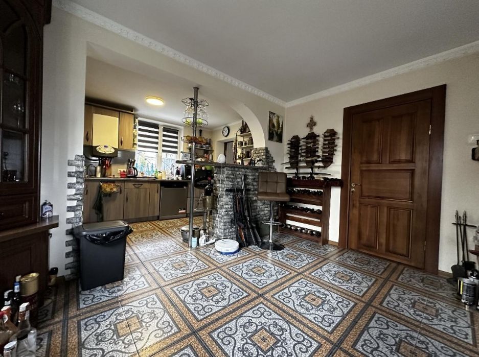 Продаж  будинку Брюховичі