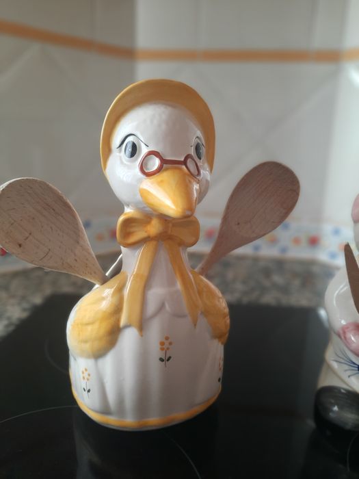 Pato e porco porta colher de pau