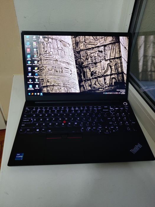Lenovo ThinkPad E15 gen 2 15.6 / i7-1165g7 / 8 / 256