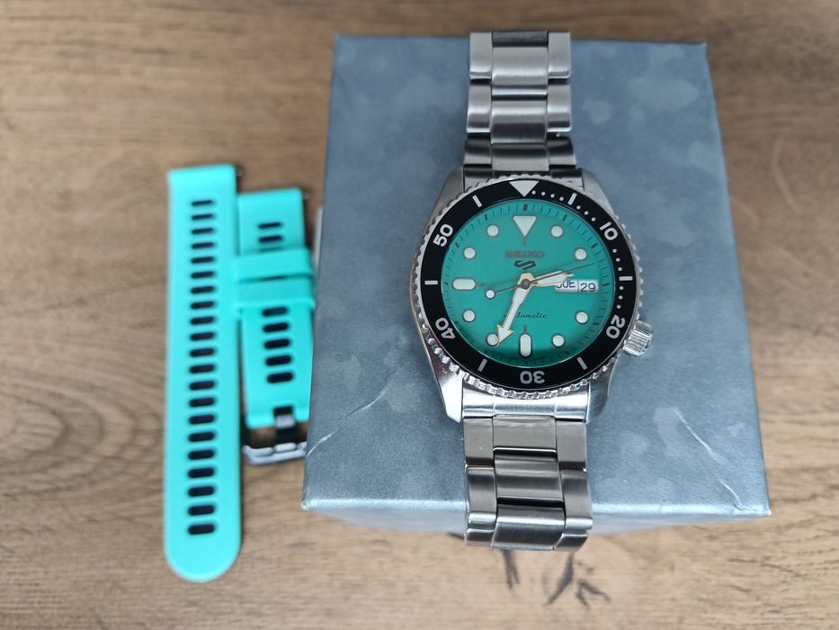 Seiko 5 Automatic turkusowa tarcza