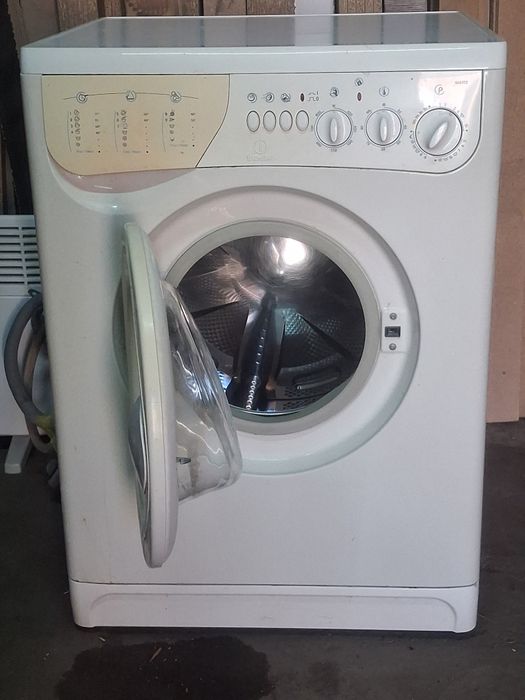 Пральна машинка Indezit W84TX EX BG, 5-6 kg. Made in Italy.