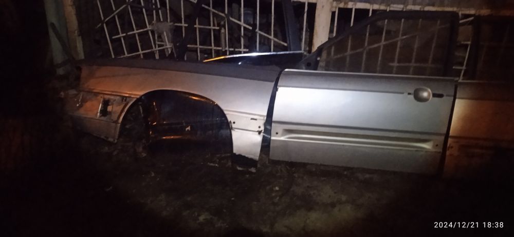 Ауди 100 с3 левая сторона