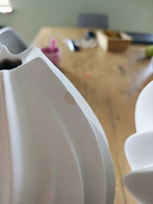 Sprzedam dwa wazony karbowane H&M