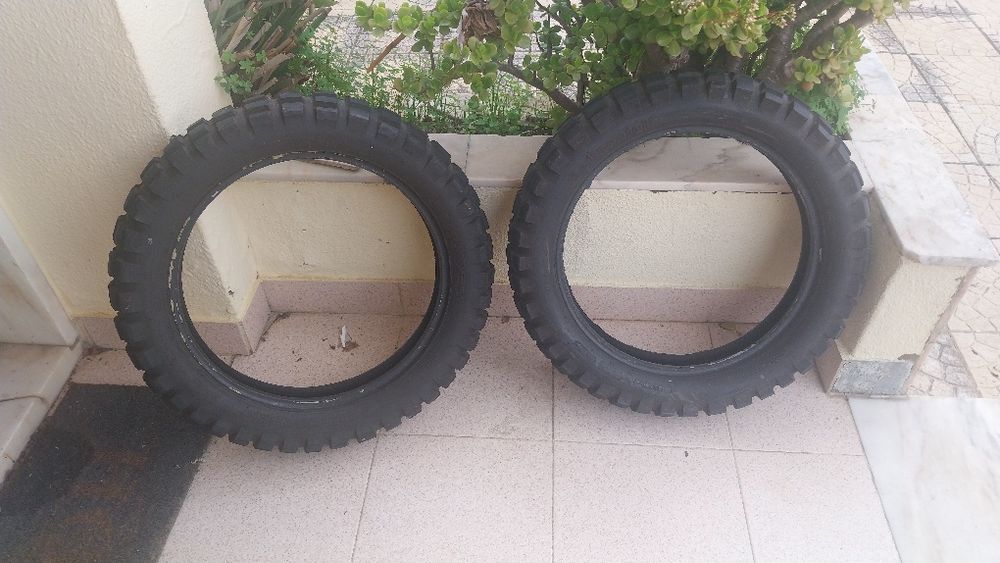 KIT  Cafe Racer banco e pneu cross