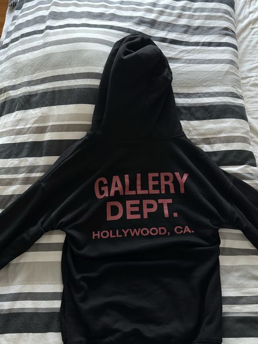 Bluza gallery dept