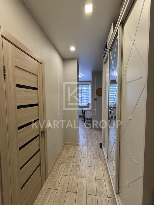 Без комісії. Квартира з дизайнерським ремонтом і центрі міста.