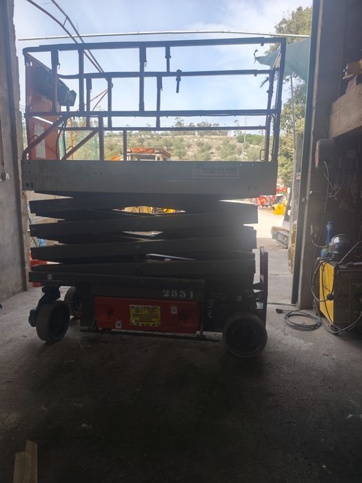Plataforma JLG2630Es