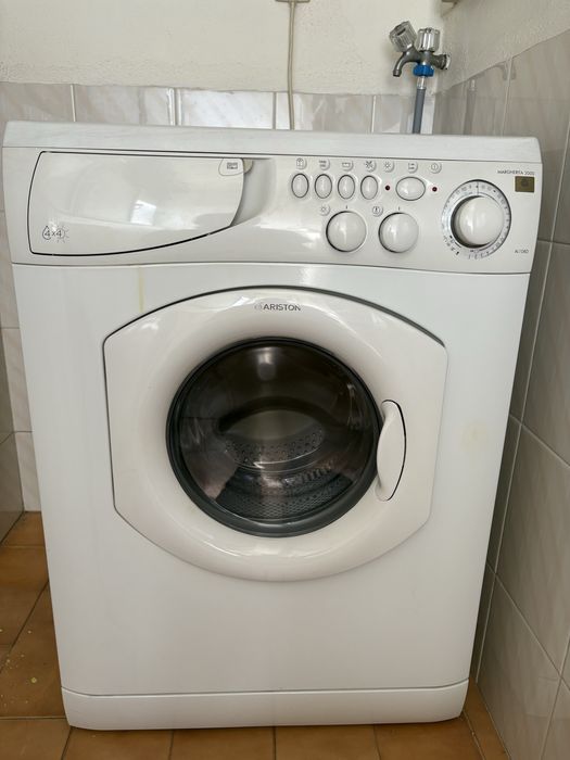 Maquina lavar roupa Ariston Margherita 2000