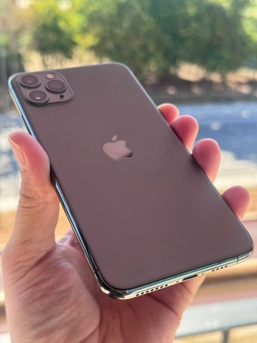 iPhone 11 Pro Max como Novo (Garantia de 6 meses)