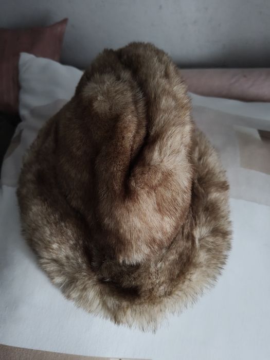 Nowa Czapka futrzana Tommy Hilfiger rozmiar s/m