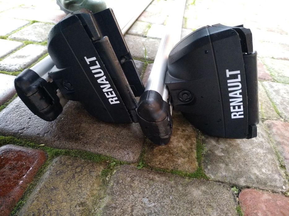 Оригінальні рейлінги на кришу Renault Clio