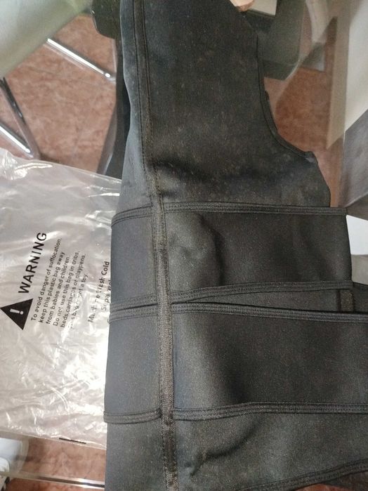 Colete desportivo para homem.