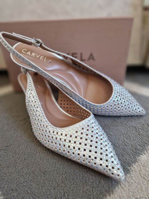 Piękne buty CARVELA