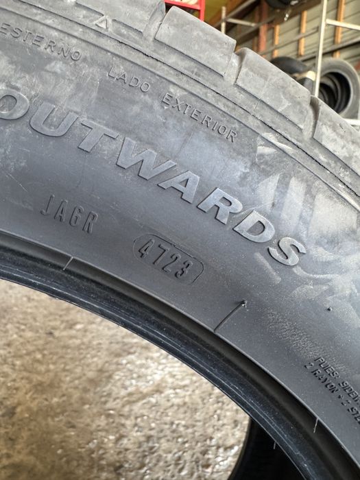 Резина, шини є GoodyYear Eagle F1 255/50 R19