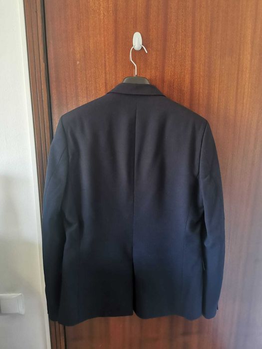 Blazer azul marinho em muito bom estado