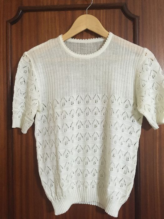 Tshirt branca em malha TAM M