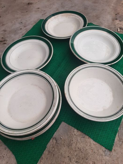 Продам набiр тарiлок