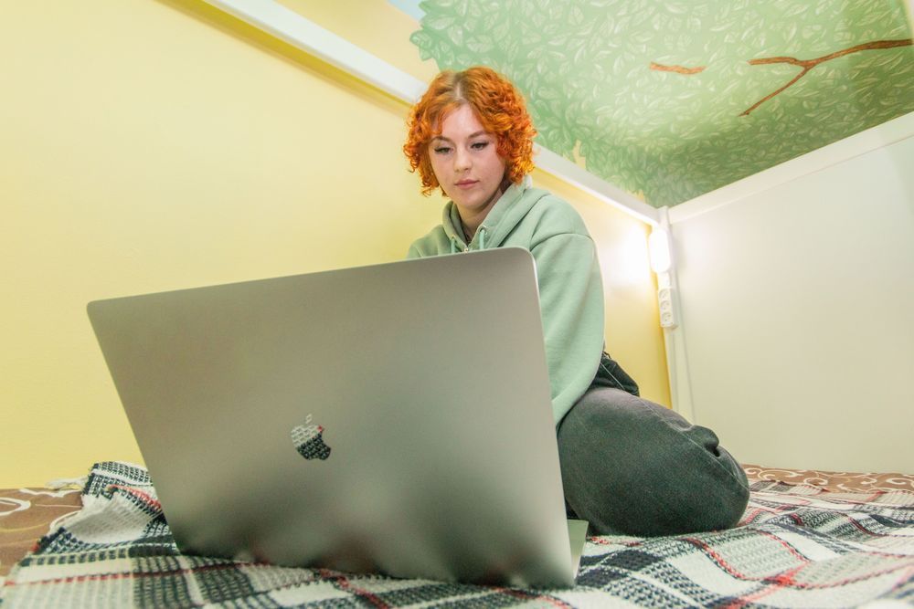 500 грн. неделя проживания и 1500 грн. месяц  Сеть хостелов Весь Киев