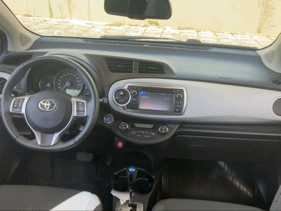 2014 Toyota Yaris 1.5 Hibrid Financiamento/Garantia — photo 3