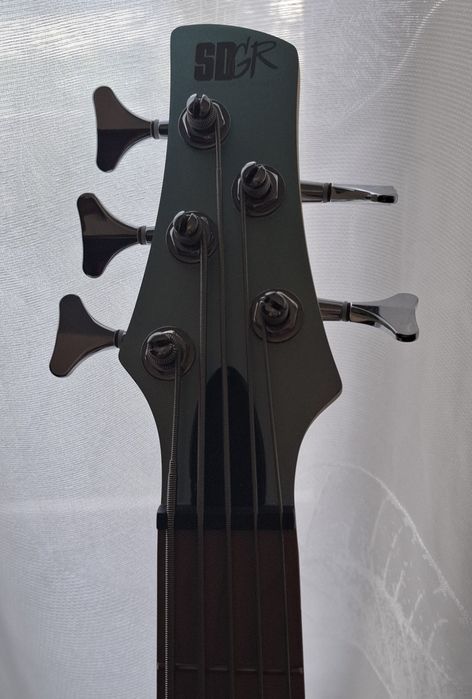 DESCONTO!! Baixo Ibanez SDGR Pj 5 cordas Imaculado