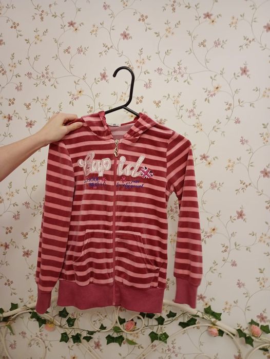 Bluza dziecięca w bardzo dobrym stanie