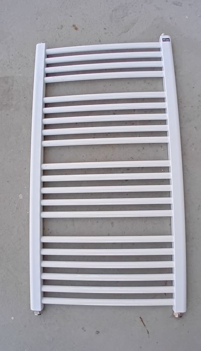 Grzejnik łazienkowy, za pół ceny, Gorgiel 600 W ,wys 95cm  rozstaw 45