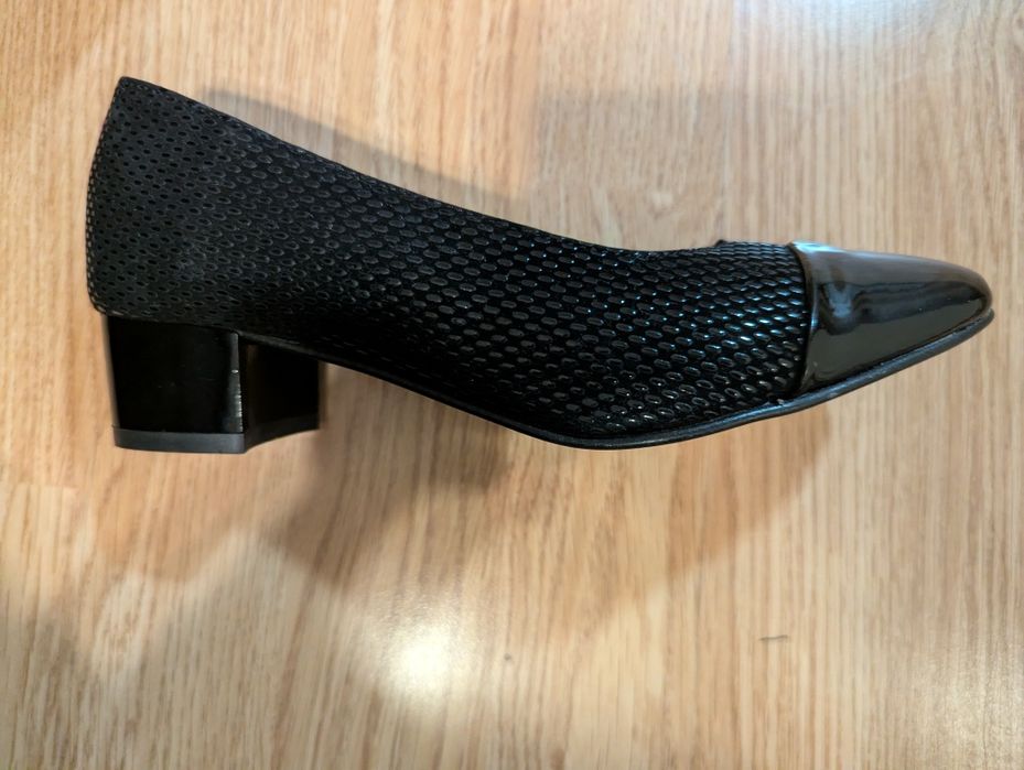 Sprzedam buty damskie