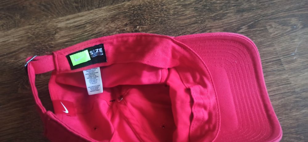 Нова лімітована кепка Nike