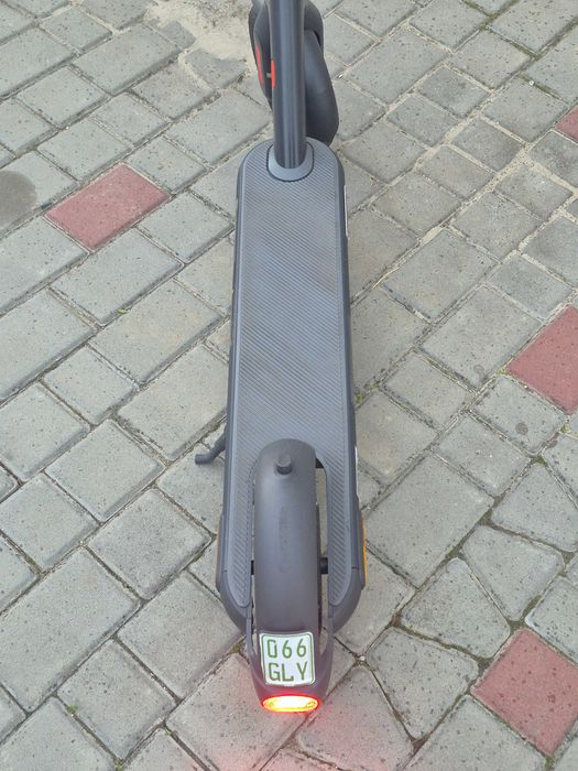 Електросамокат Xiaomi Electric Scooter 4 Pro Plus
