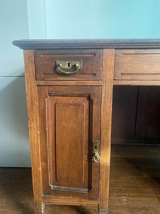 Escrivaninha/mesa de trabalho