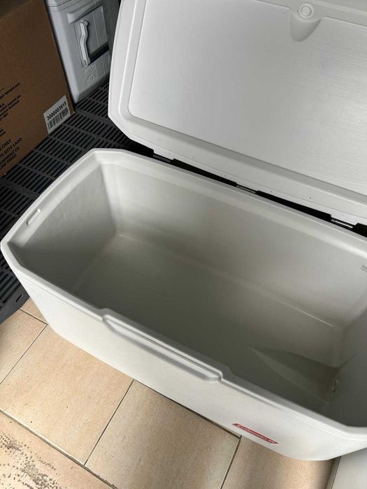 Geleira Coleman 113,6L (120 GT) - Nova