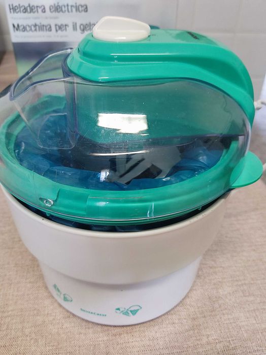 Máquina de gelado elétrica
