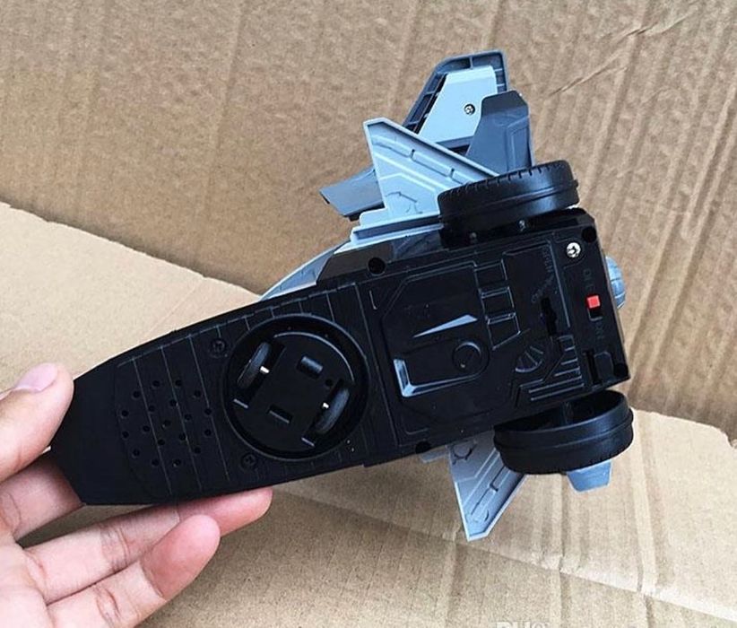 Продам детскую игрушку самолет