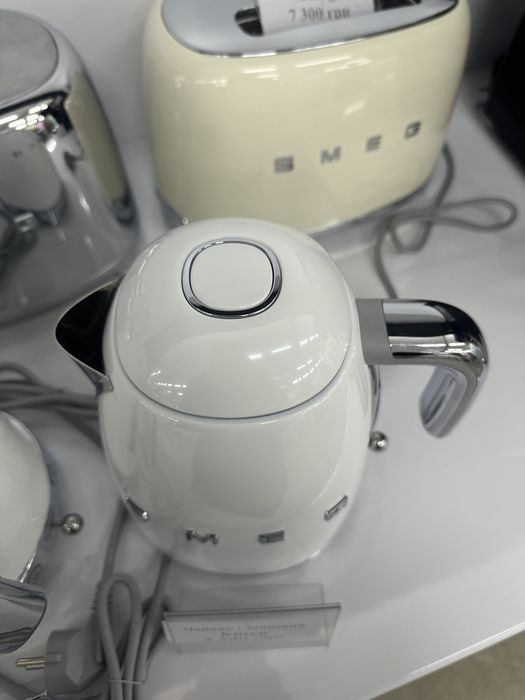 Електрочайник SMEG KLF03WHEU, новий, гарантія