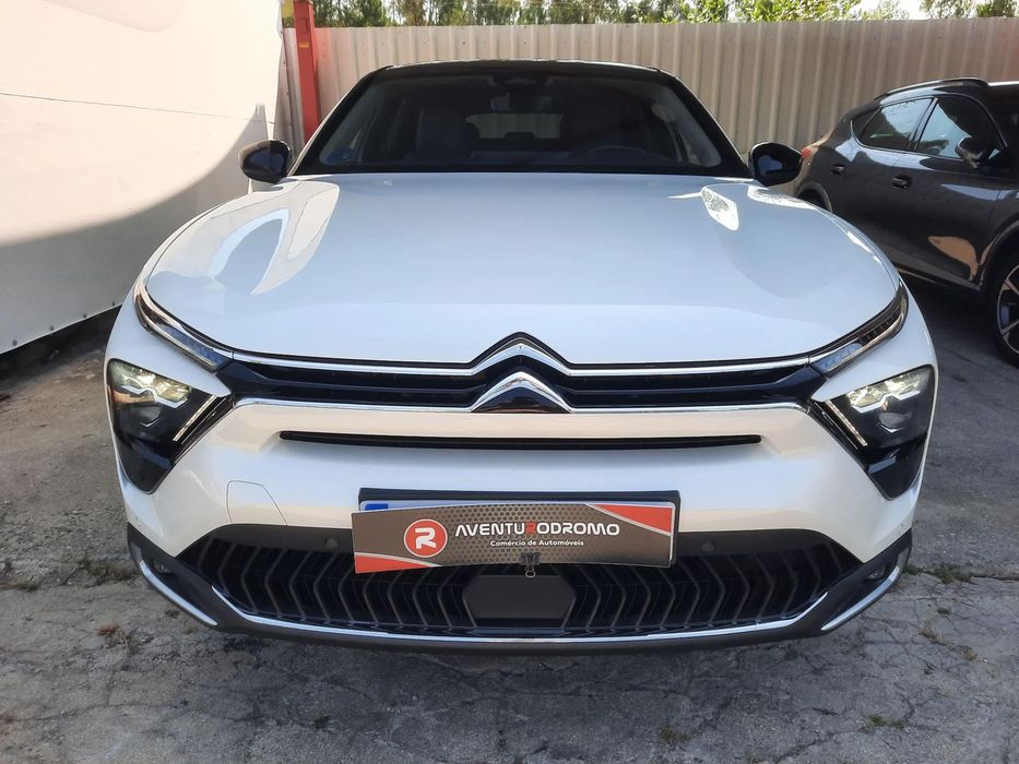 Citroën C5 X 1.6 Hybrid Shine e-EAT8