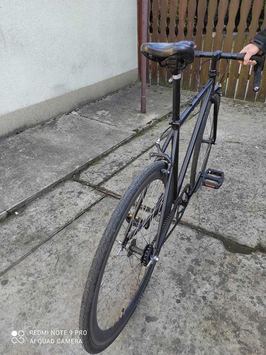 Rower szosowy, ostre koło