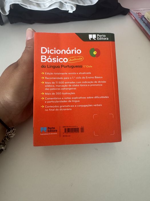 Dicionário básico da língua portuguesa