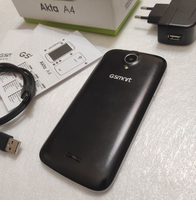 Смартфон Gigabyte GSmart Akta A4 8 ядер