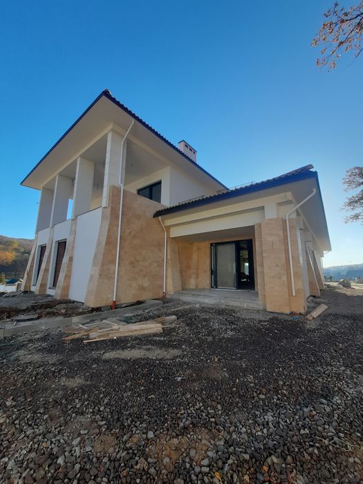 Камінь-Травертин-Фасад-Інтер'єр