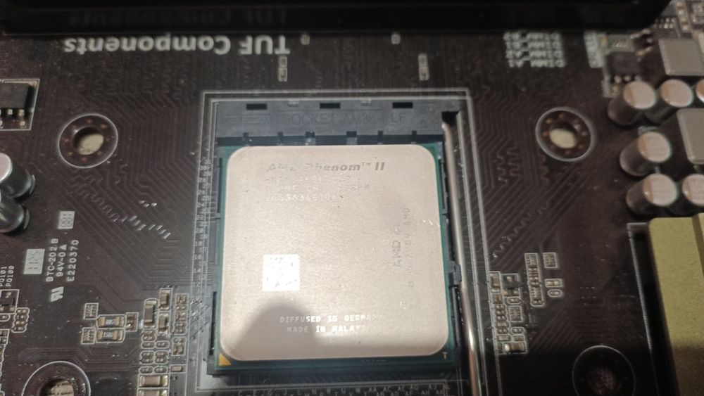 SABERTOOTH комплект 16gb DDR3  процессор Phenom 2 , 6 ядер