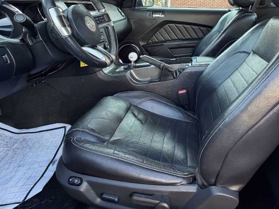 Ford Mustang V6 Premium      2014