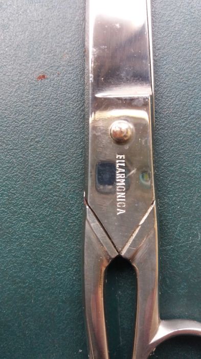 Tesoura de costura Filarmonica