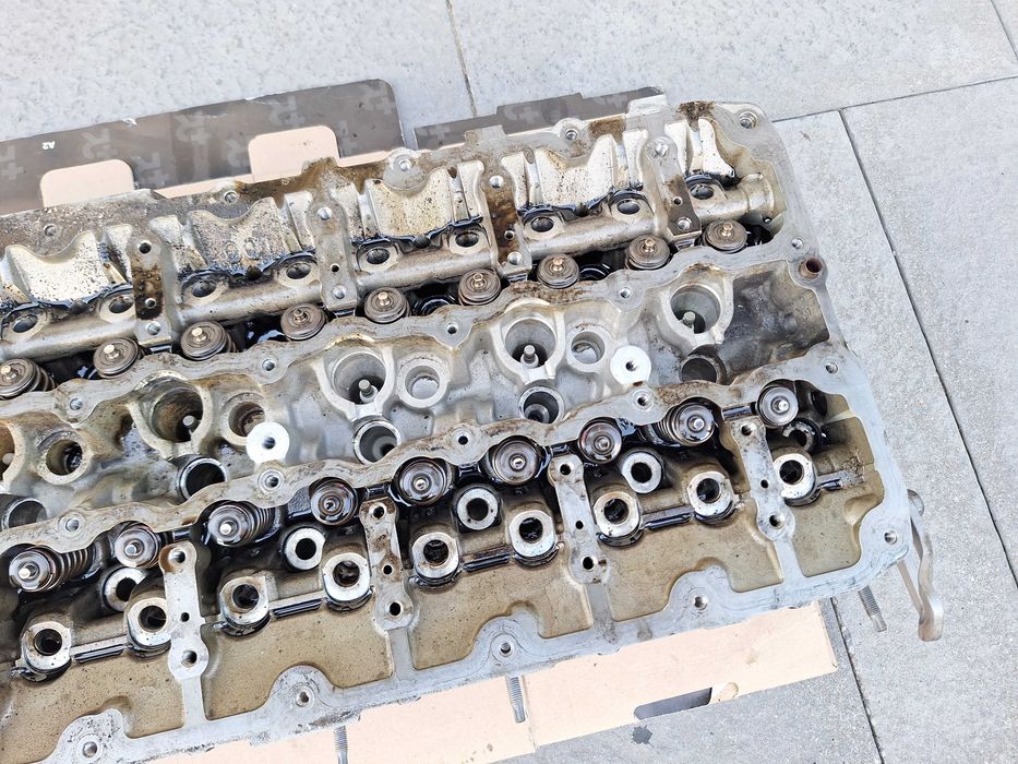 Głowica silnika N53B30A 272 konie e90 e91 e92 e93 330i e60 e61