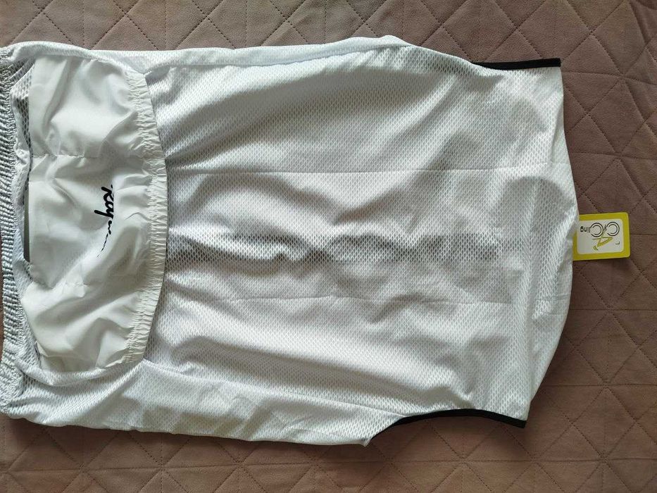 Веложилетка з віндстоппером, Розмір L, Нова