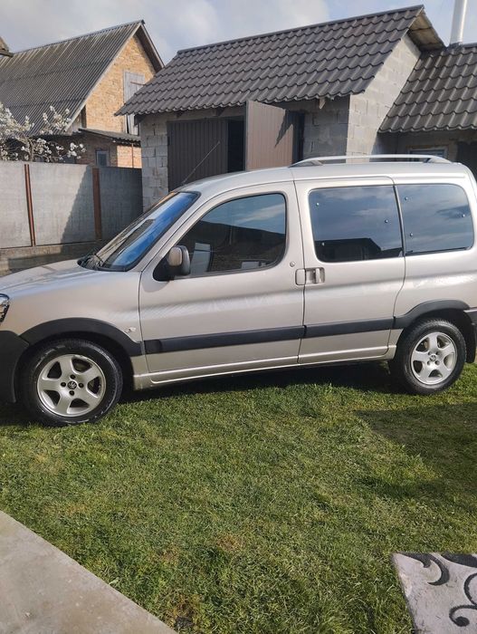 Продам автомобіль
