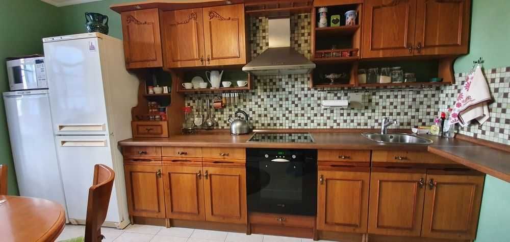 100 грн. в сутки и 400 грн. неделя Хостел Киев Вокзальная ЖД Вокзал